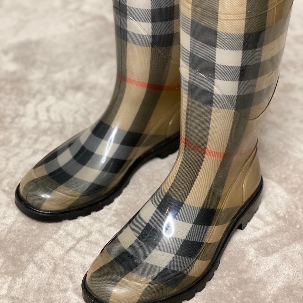 Authentic Burberry Rain Boots! - Picture 3 of 5